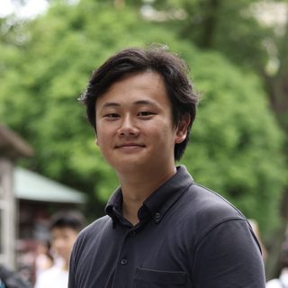 丸岡亮太